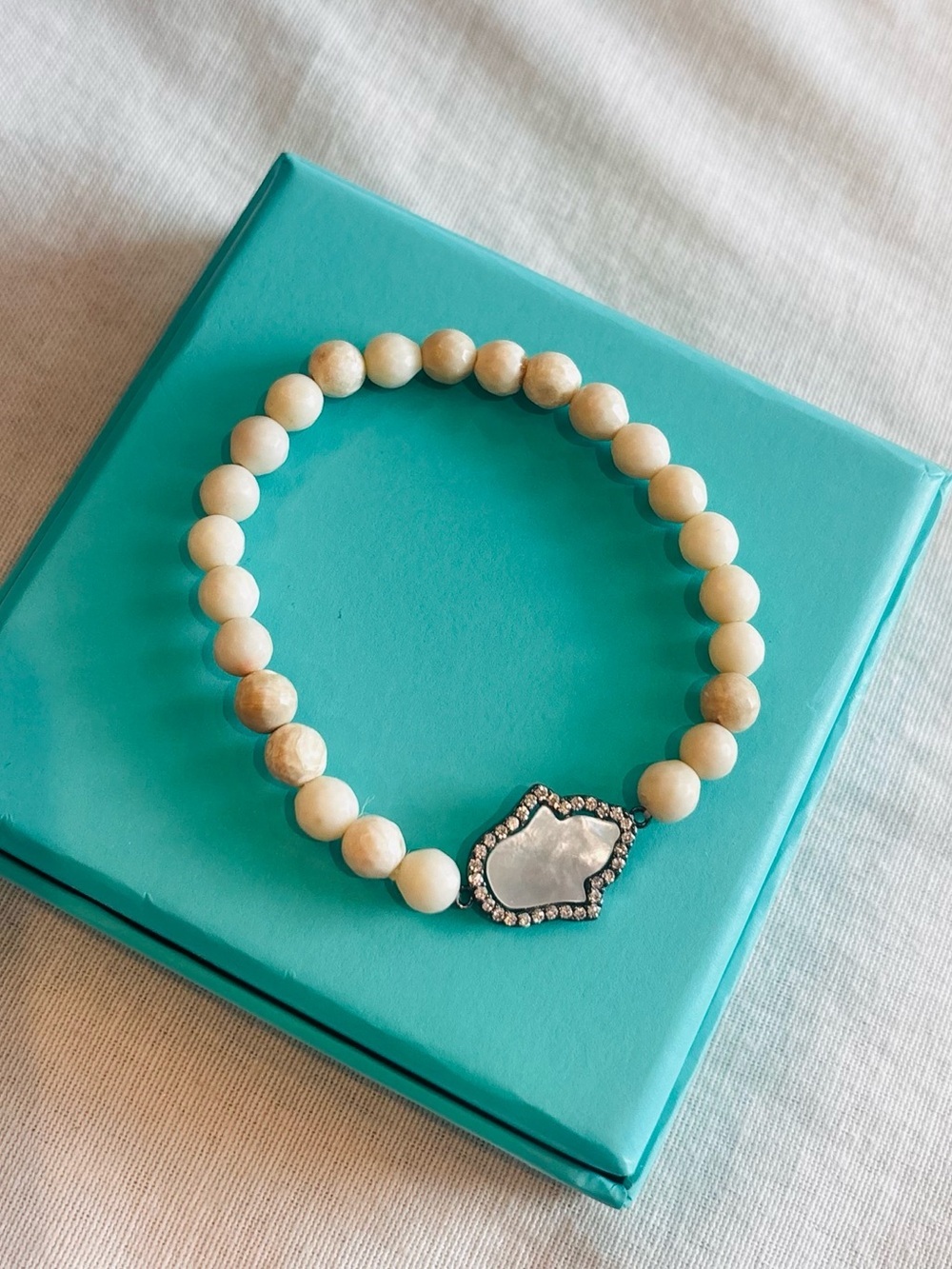 NEW Natural Stone Hamsa Bracelet Mother of Pearl Stretch New Beaded Bracelet
